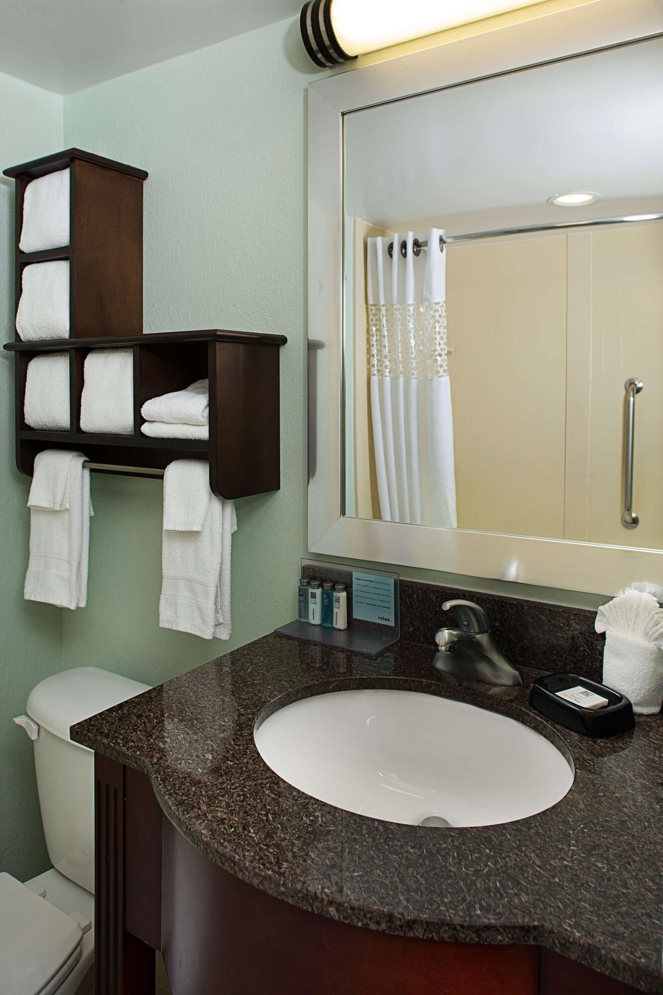 Hampton Inn Naples-Central Bagian luar foto